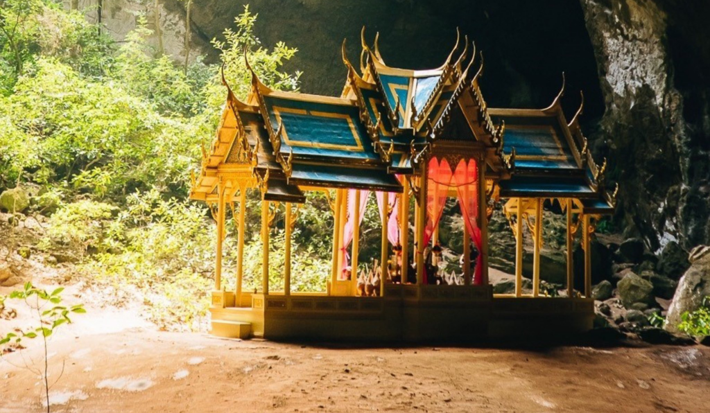 ที่เที่ยวธรรมชาติหัวหิน อุทยานแห่งชาติเขาสามร้อยยอด