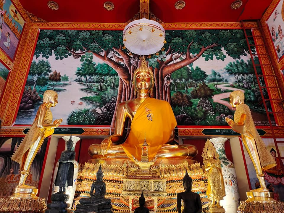 พระพุทธปกเกศพระประธานประจำอุโบสถวัดไกลกังวลหัวหิน