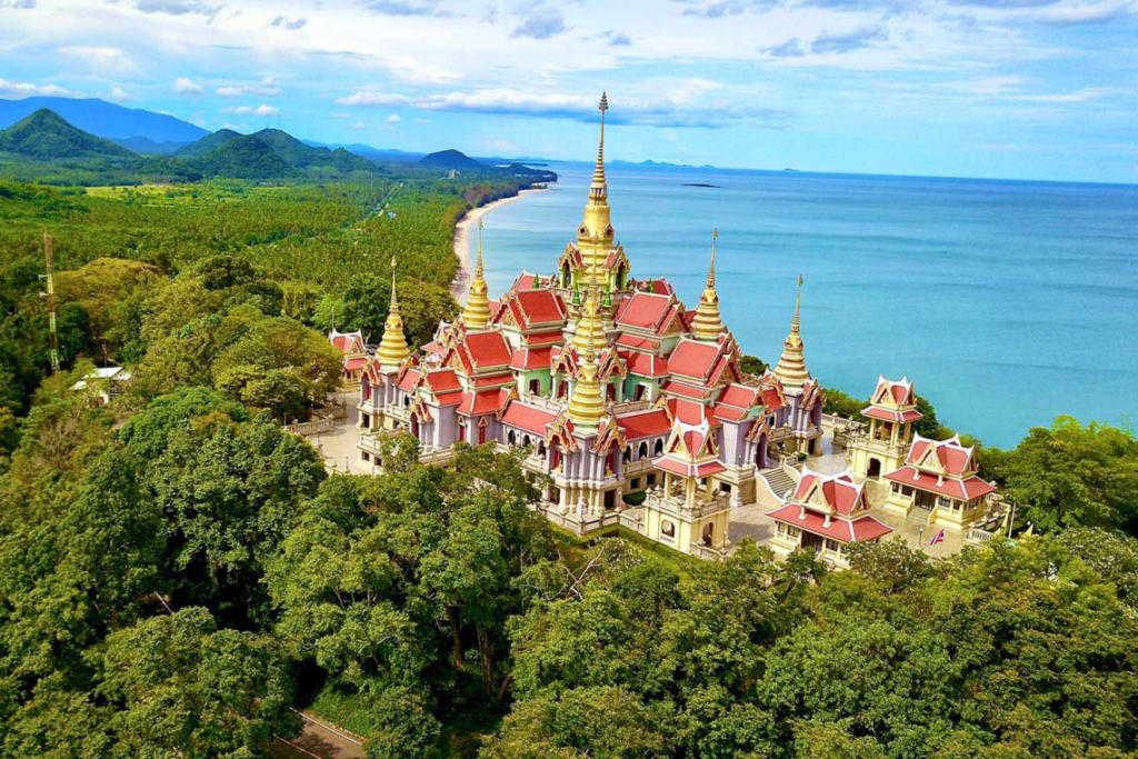 พระมหาธาตุเจดีย์ภักดีประกาศ วัดทางสาย หัวหิน