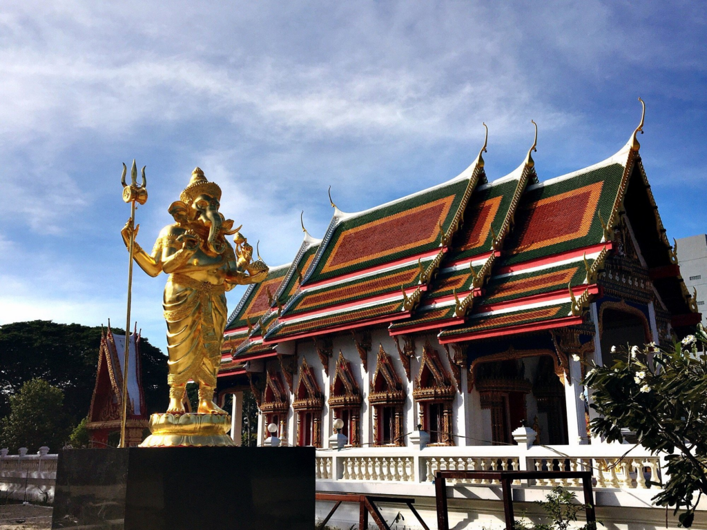 วัดหนองแก วัดดังหัวหิน