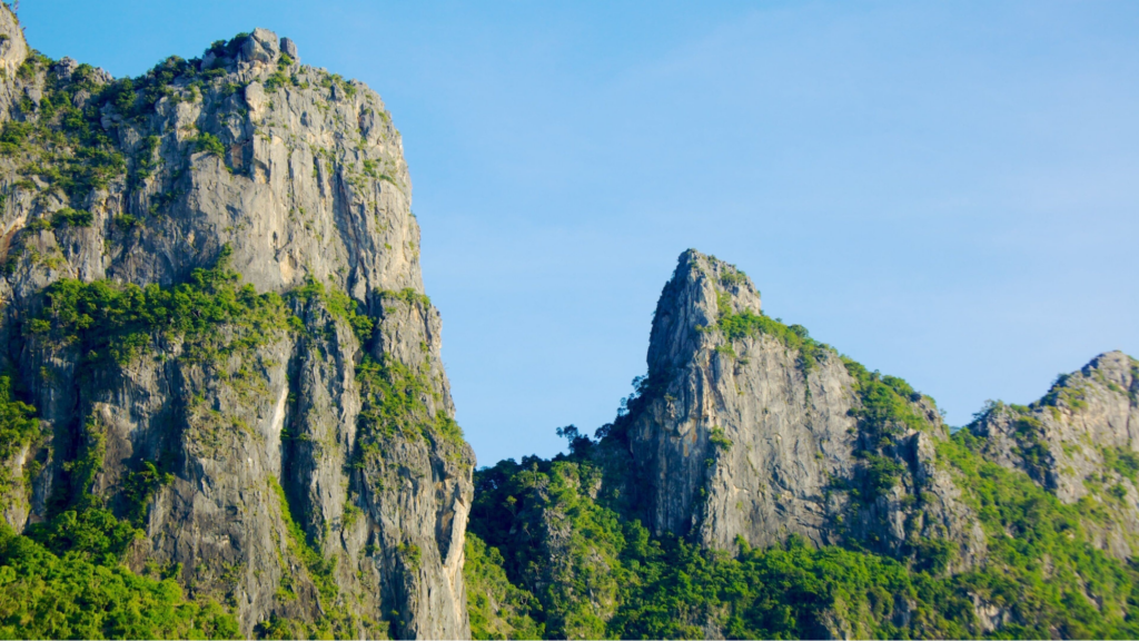 ที่เที่ยวธรรมชาติใกล้หัวหิน ช่วงบ่าย เขาหินเหล็กไฟ เขาตะเกียบ และเขาเต่า