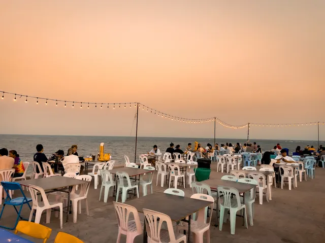 ที่เที่ยวหัวหินในตัวเมือง ถนน ตลาด สถานที่น่าสนใจ