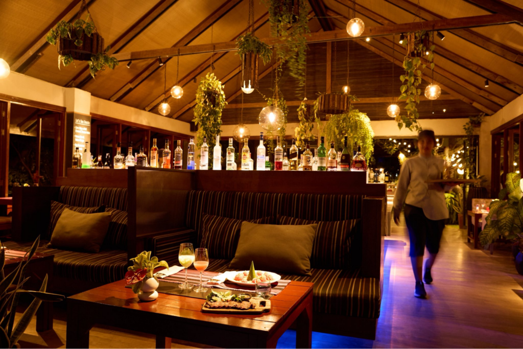 ร้านอาหารหัวหิน ดินเนอร์บรรยากาศพรีเมียม
