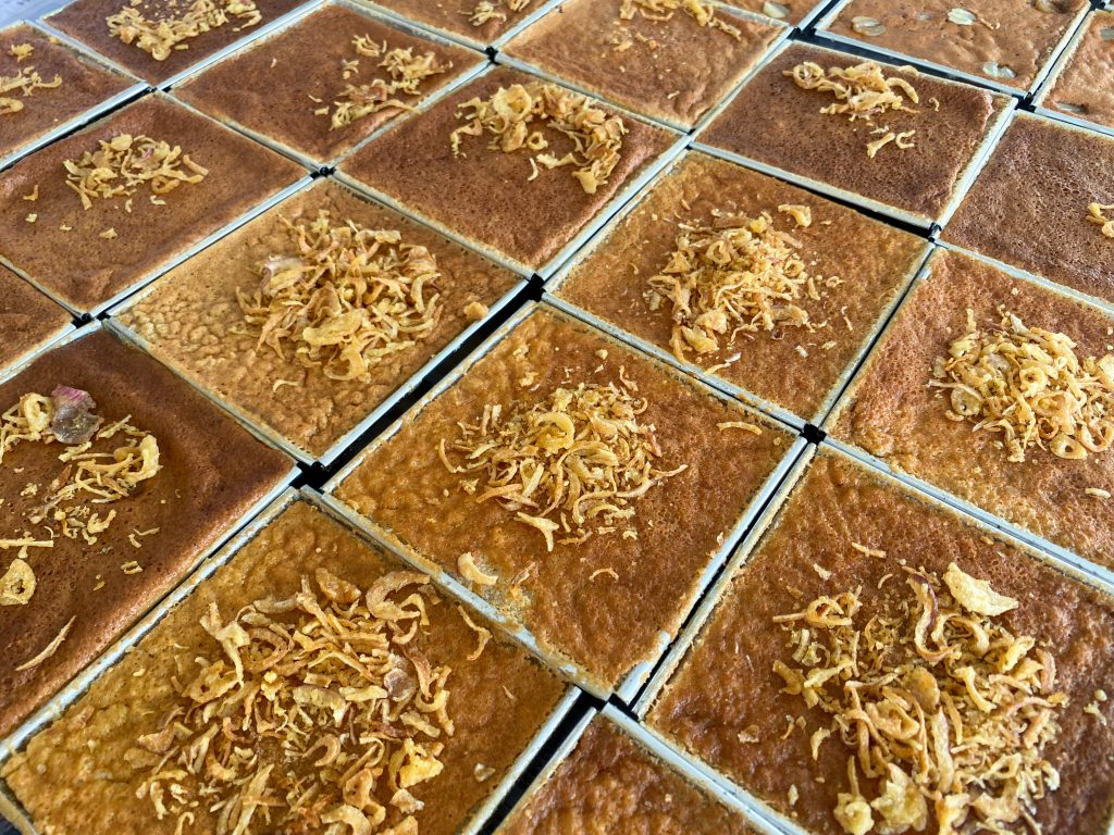 ขนมหม้อแกงหัวหิน ของฝากขึ้นชื่อจากร้านเก่าแก่