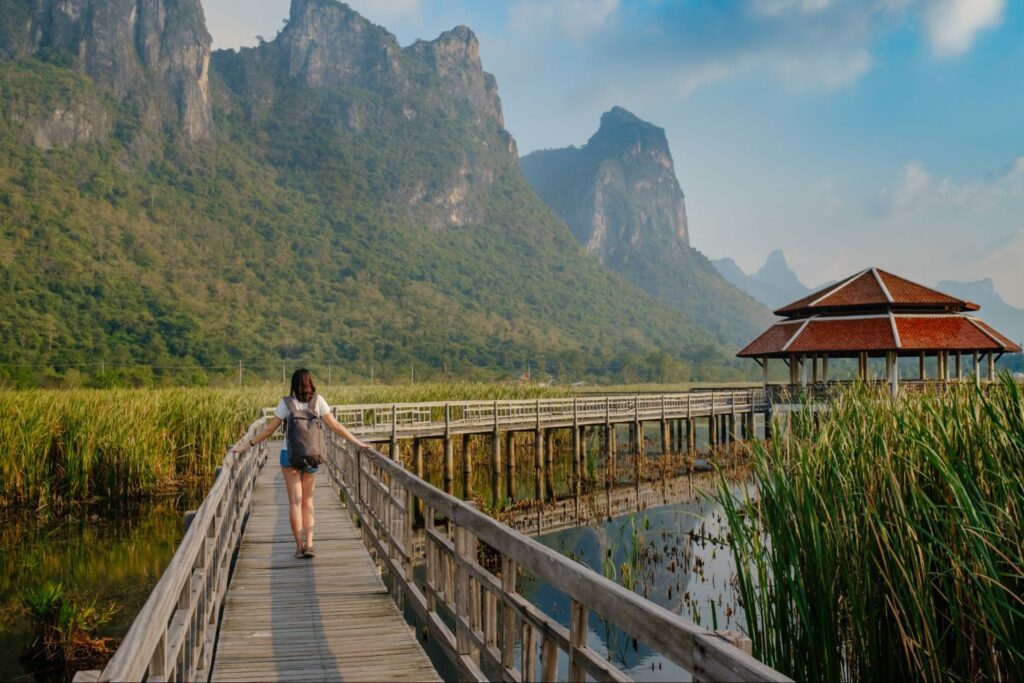 บรรยากาศที่เที่ยวเมืองหัวหินใกล้ Loligo Resort สำหรับต่อทริปหลังมื้ออาหาร