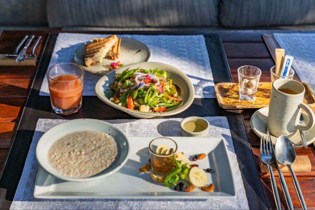 มุมถ่ายภาพช่วงเช้า Let's Sea Hua Hin Lagoon Pool แสงนุ่ม Breakfast Beach Restaurant
