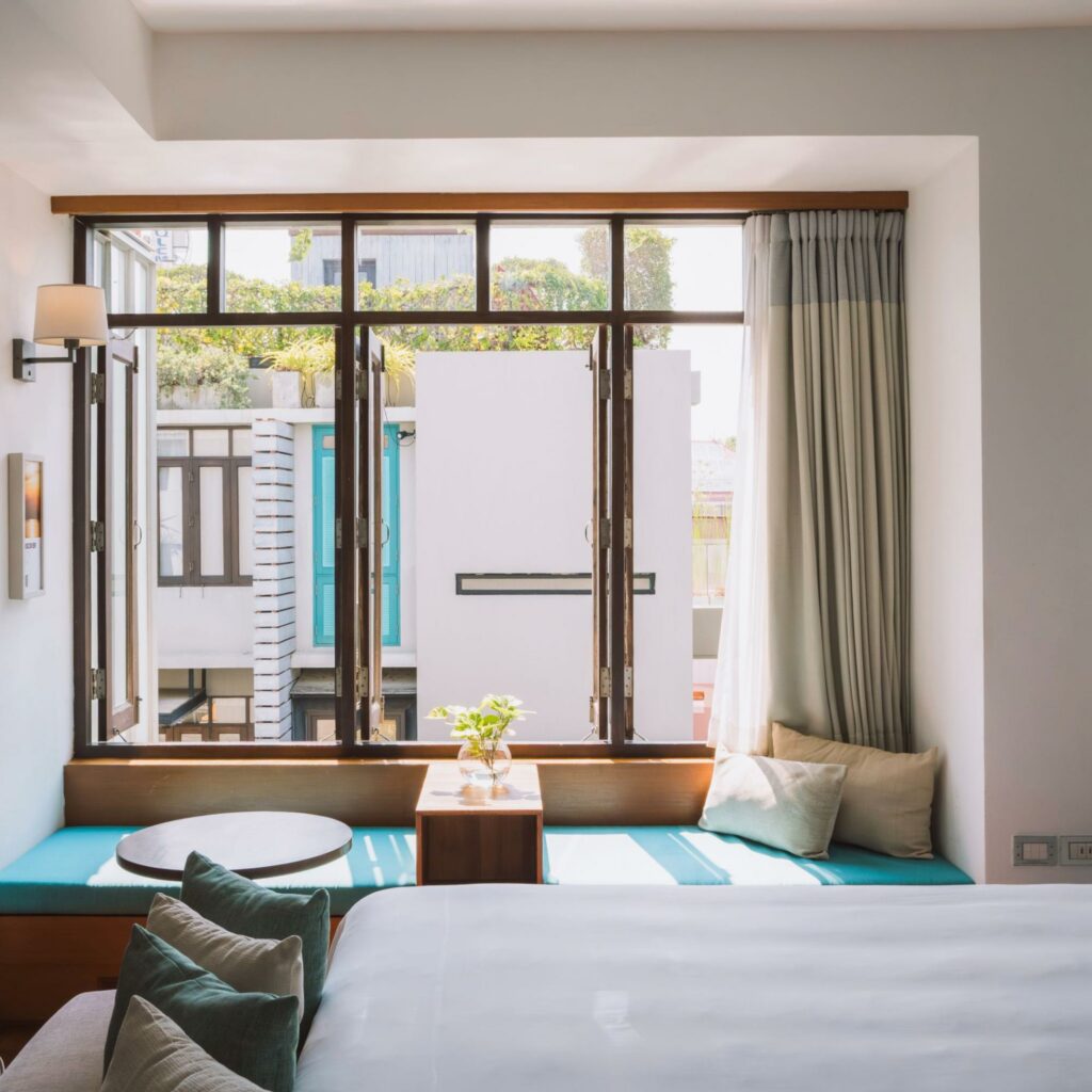 โรงแรมหัวหินถ่ายรูปสวย Let's Sea Hua Hin มุม Al Fresco Beachfront