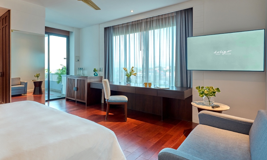 mini-suite-sea-horizon-balcony-slide-6