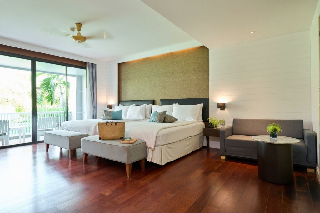 Mini Suite Pool Access Balcony Loligo ห้องลงสระจากระเบียง