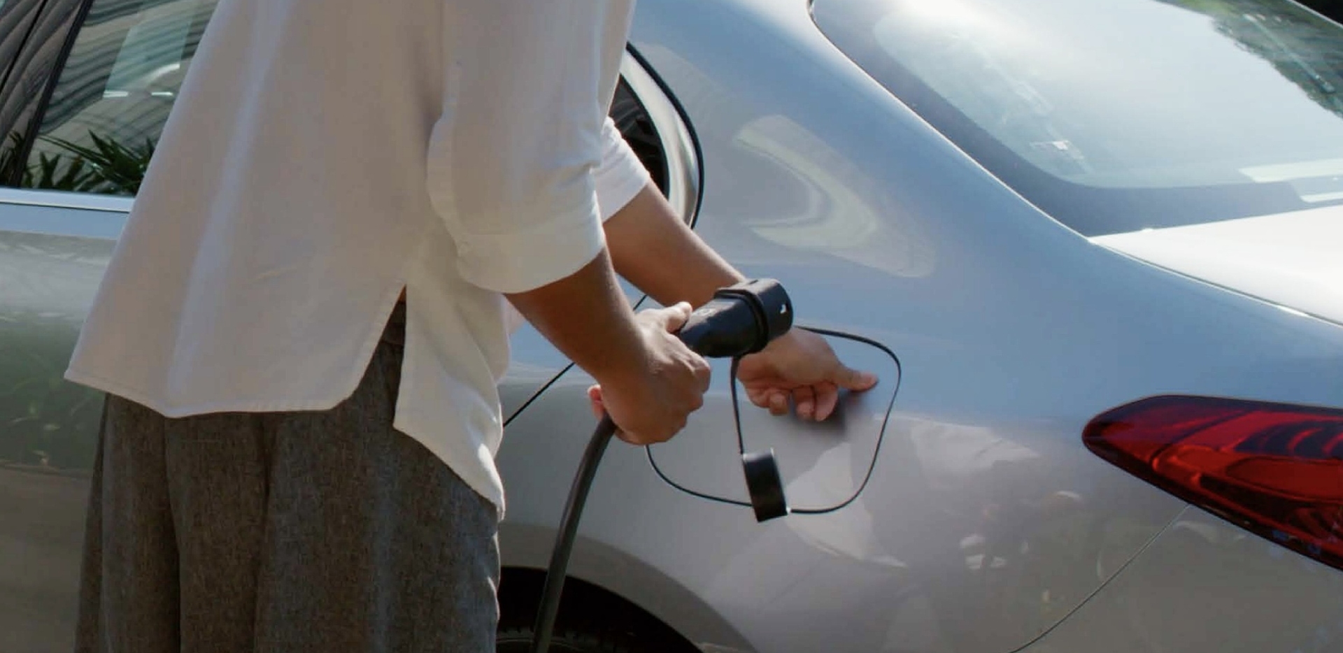 free-ev-charge-cover